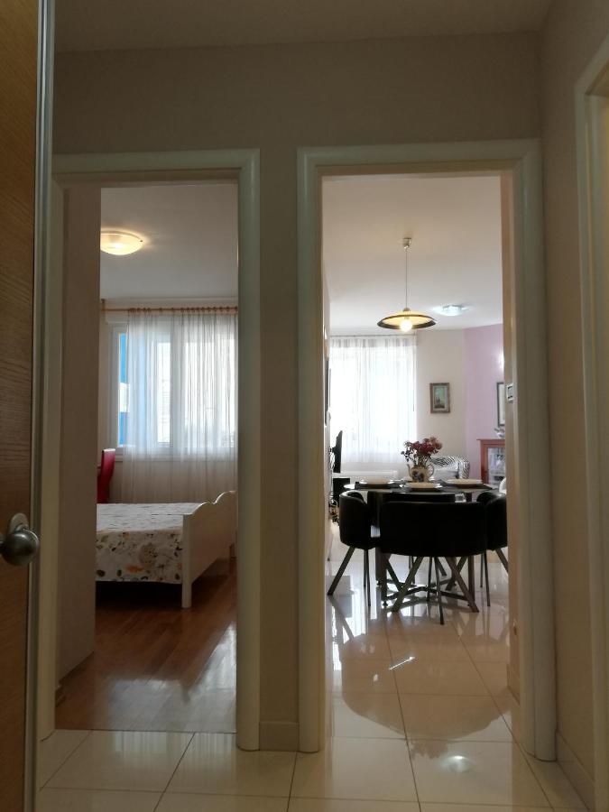 Near Beach Apartment Reno With Private Parking Split Exteriör bild