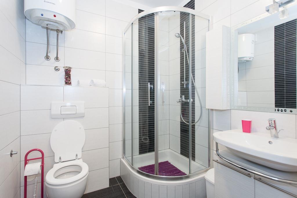 Near Beach Apartment Reno With Private Parking Split Exteriör bild