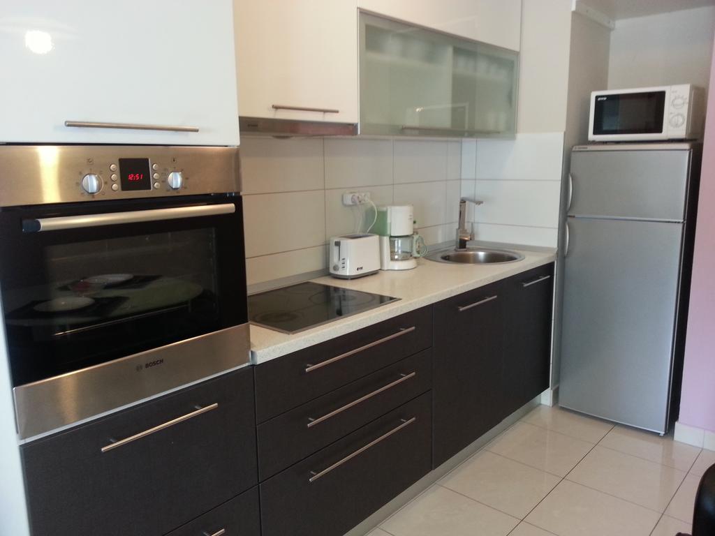 Near Beach Apartment Reno With Private Parking Split Exteriör bild