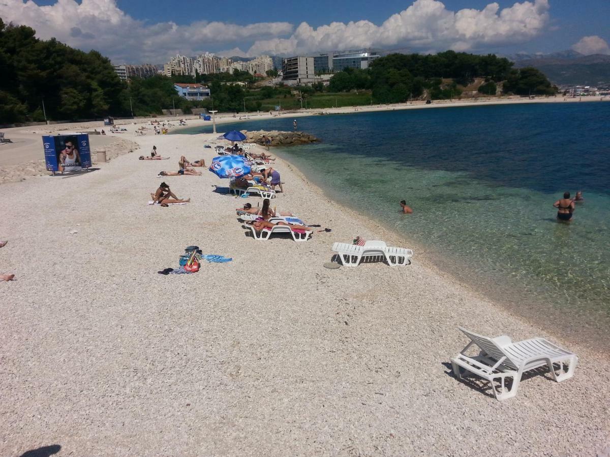Near Beach Apartment Reno With Private Parking Split Exteriör bild